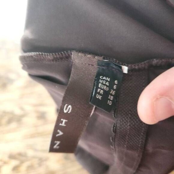 Shan brown ruffle tank sz 6 - Picture 2 of 3